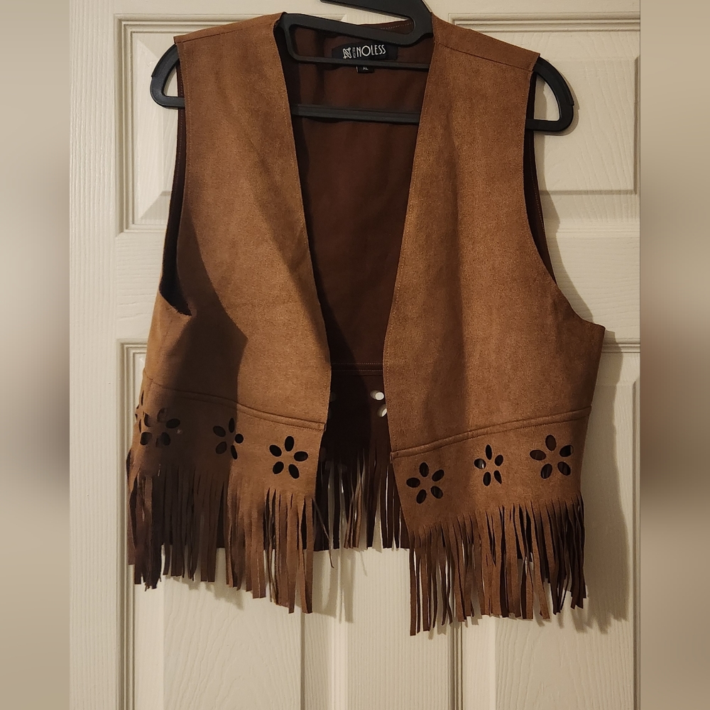 Western vest with fringe